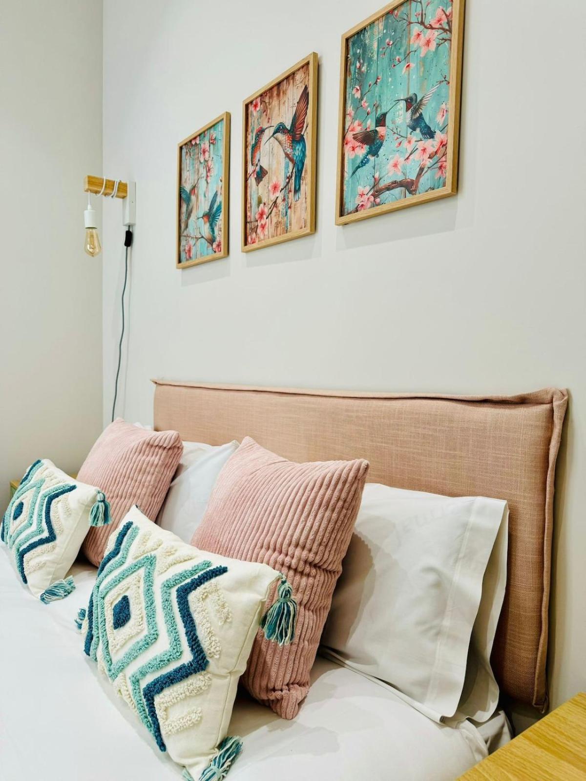 Bright & Stylish Flat Close To Center Apartment Valencia